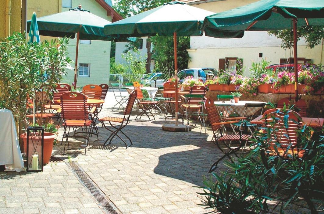 Gasthof - Hotel Zur Post Pocking  Esterno foto